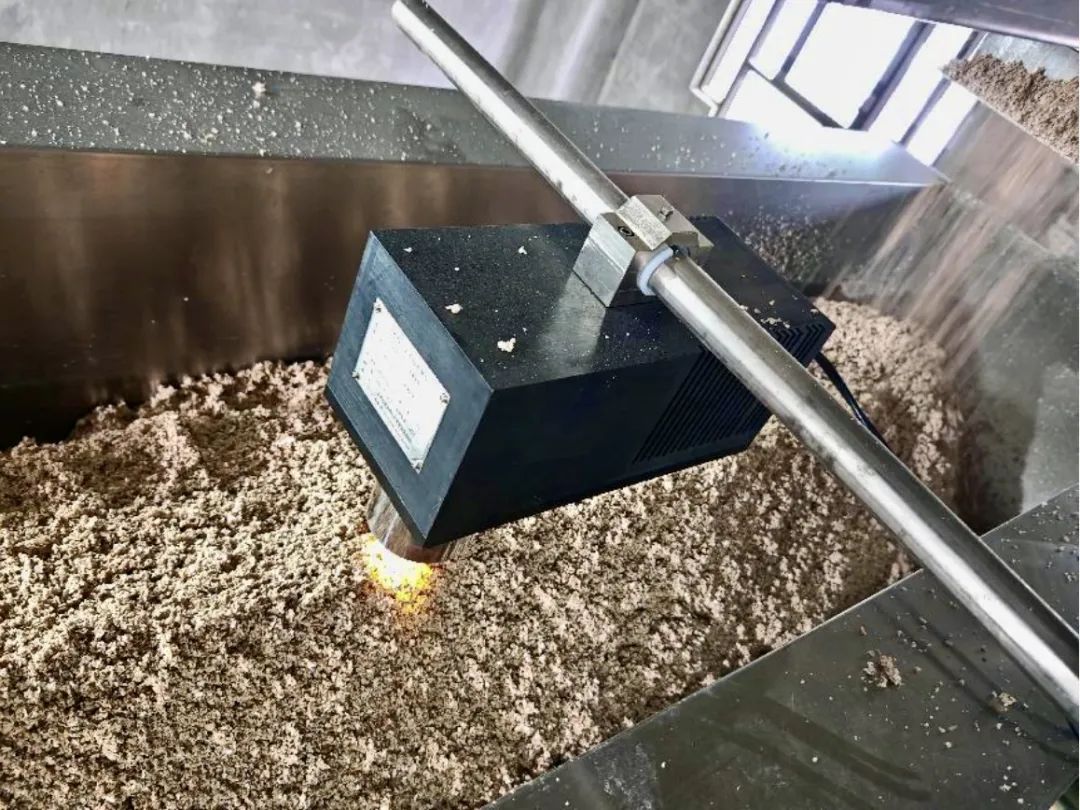 yth2206游艇会IM2000型红外水分仪|助力酿酒业酒曲水分在线检测及控制