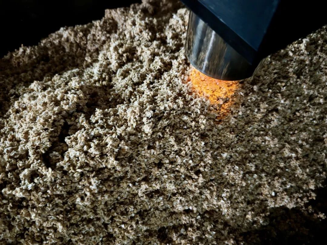 yth2206游艇会IM2000型红外水分仪|助力酿酒业酒曲水分在线检测及控制 yth2206游艇会IM2000型红外水分仪|助力酿酒业酒曲水分在线检测及控制